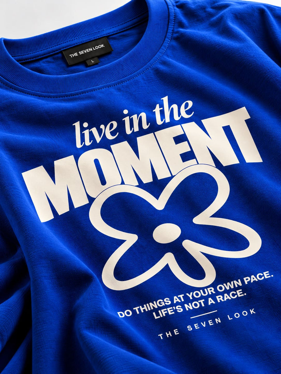 Men's Blue Oversized Live in the Moment Graphic T-Shirt